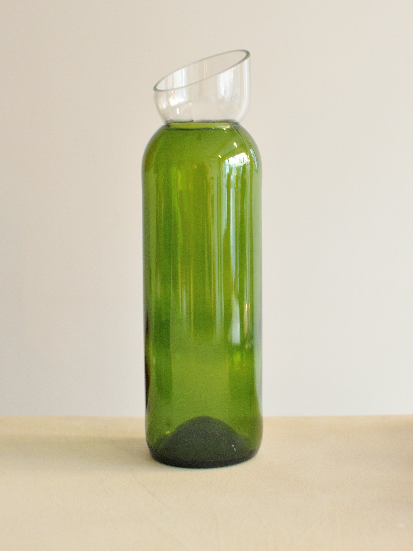 Carafe - Q de bouteilles - vert et blanc transparent